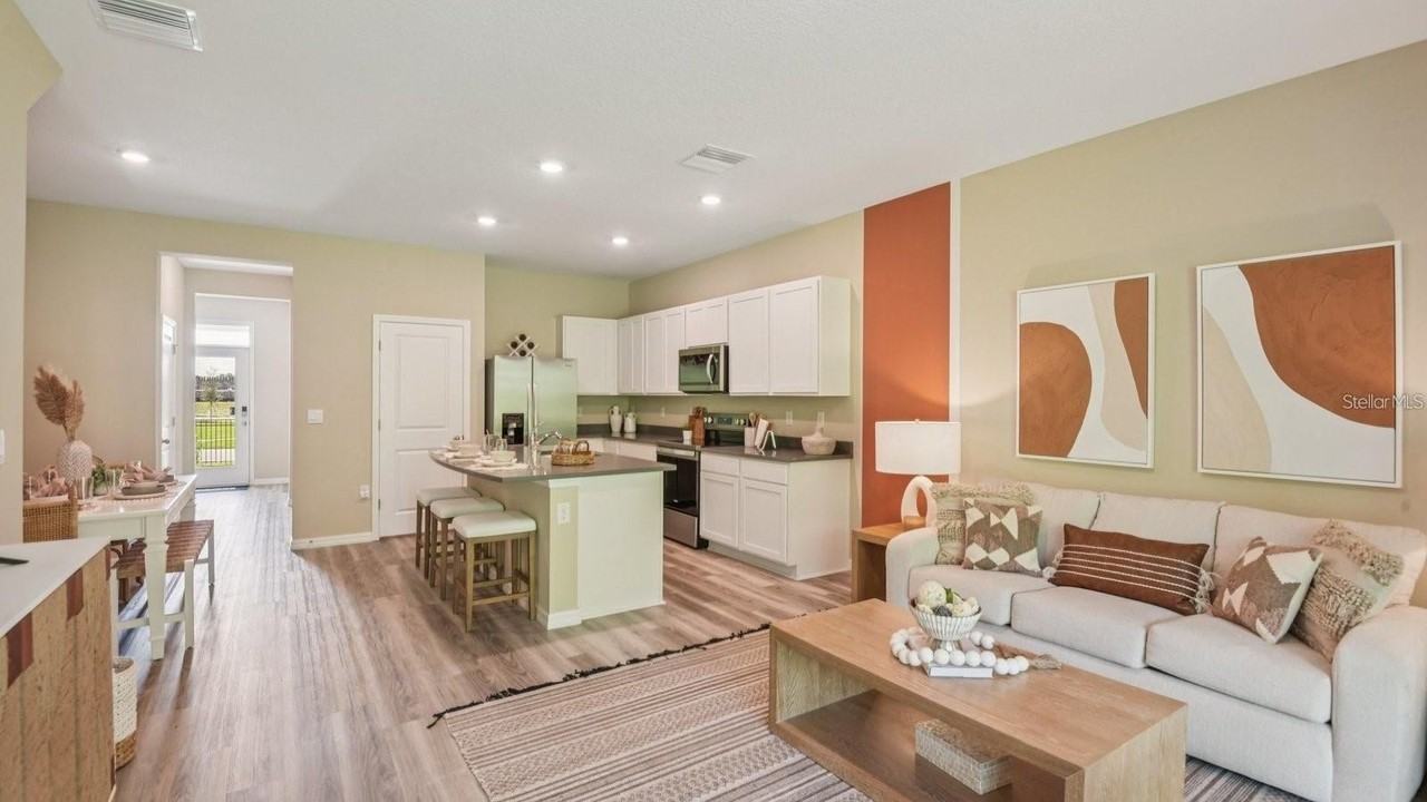 8106 Swan Mist Way - Photo 2 of 29