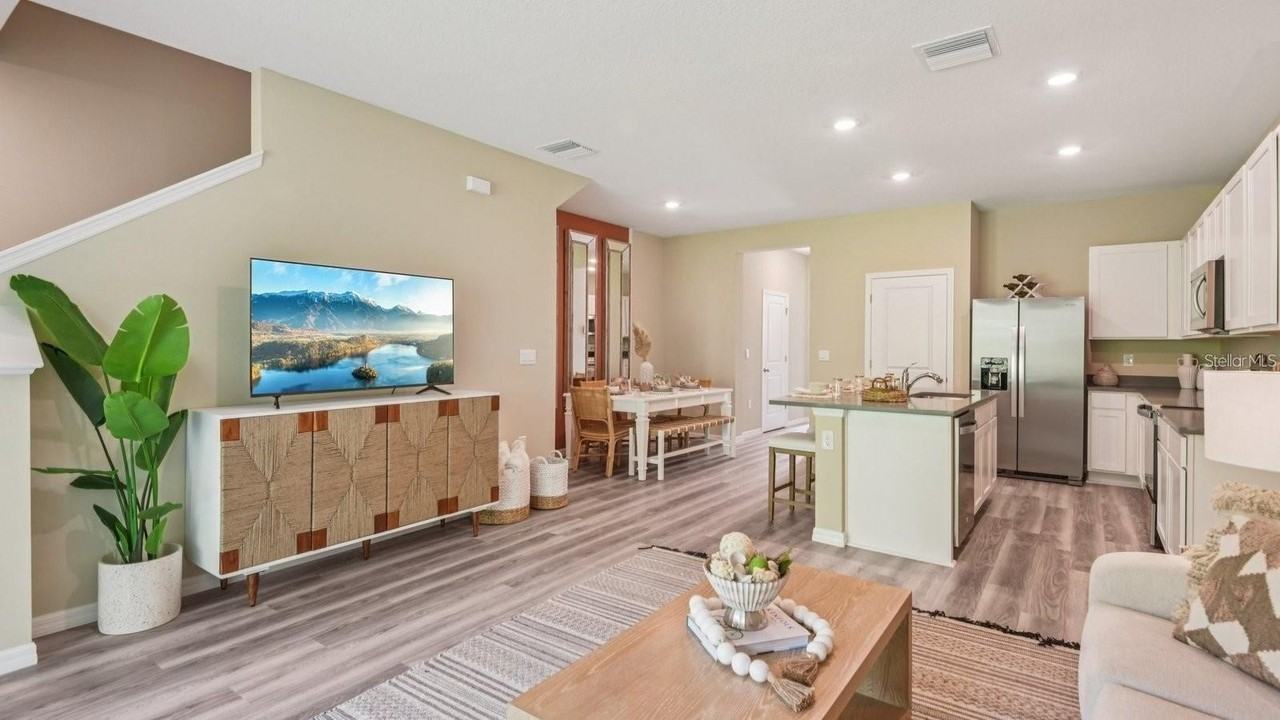 8106 Swan Mist Way - Photo 5 of 29