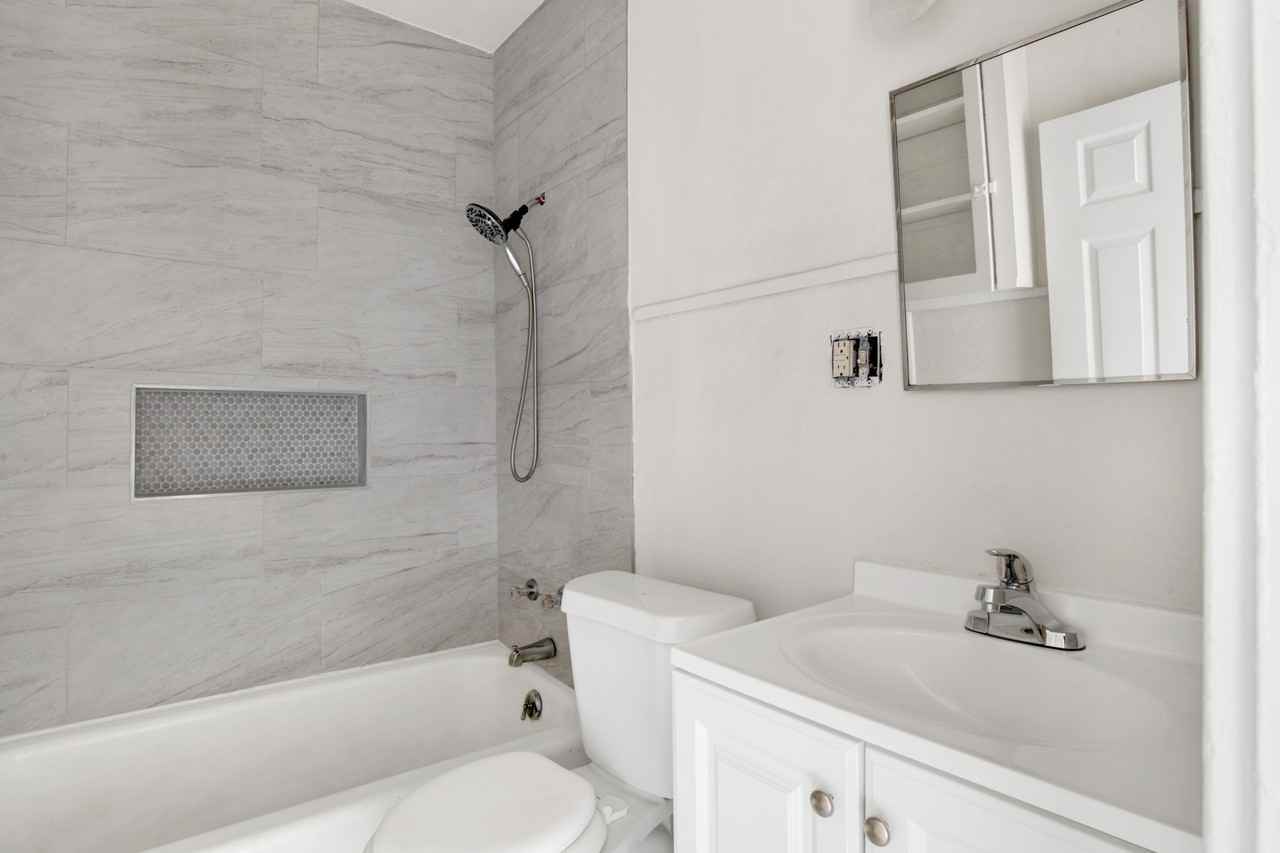 1009 Miami St #1 - Photo 7 of 10