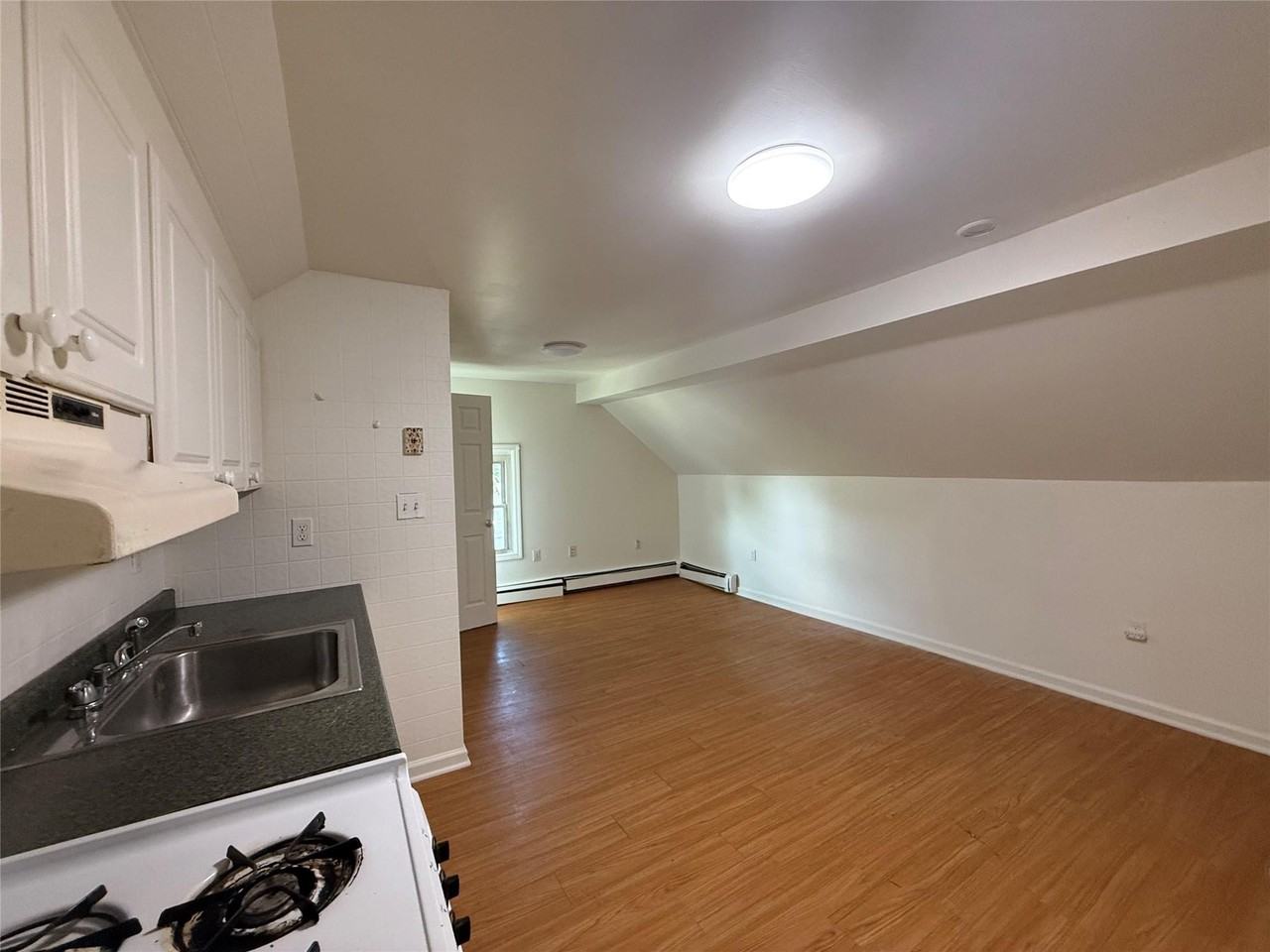 8 Harrison St Apt 3 #3 - Photo 3 of 6