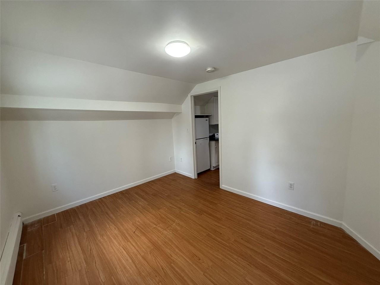 8 Harrison St Apt 3 #3 - Photo 5 of 6