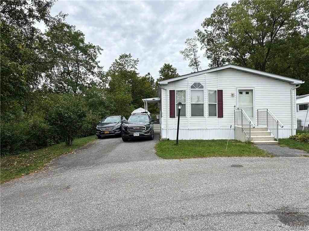 416 Silver Maples Dr - Photo 3 of 34