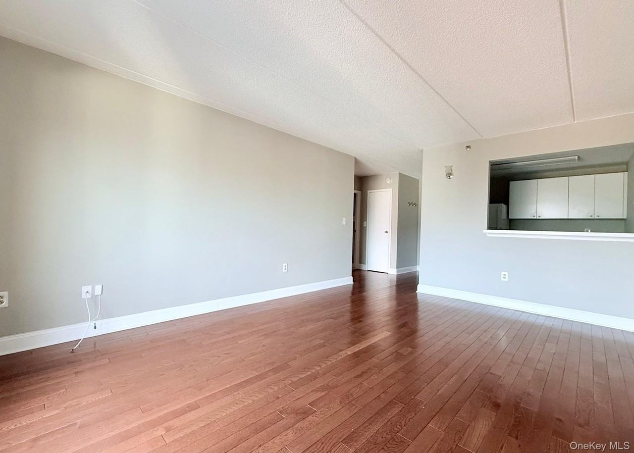 123 Mamaroneck Ave Apt 618 #618 - Photo 6 of 28