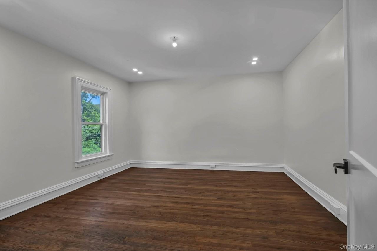 Route 207 - Photo 7 of 34