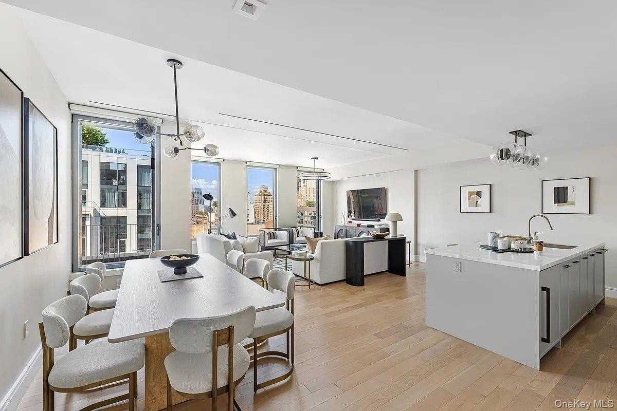 540 Avenue Of The Americas Apt 11a #11A - Photo 2 of 25