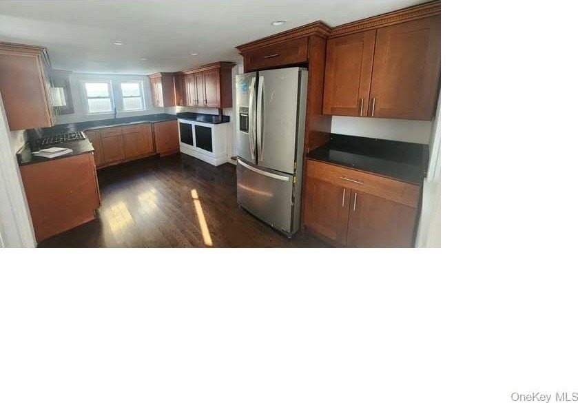 638 S 6th Ave Apt 1 - Photo 5 of 6