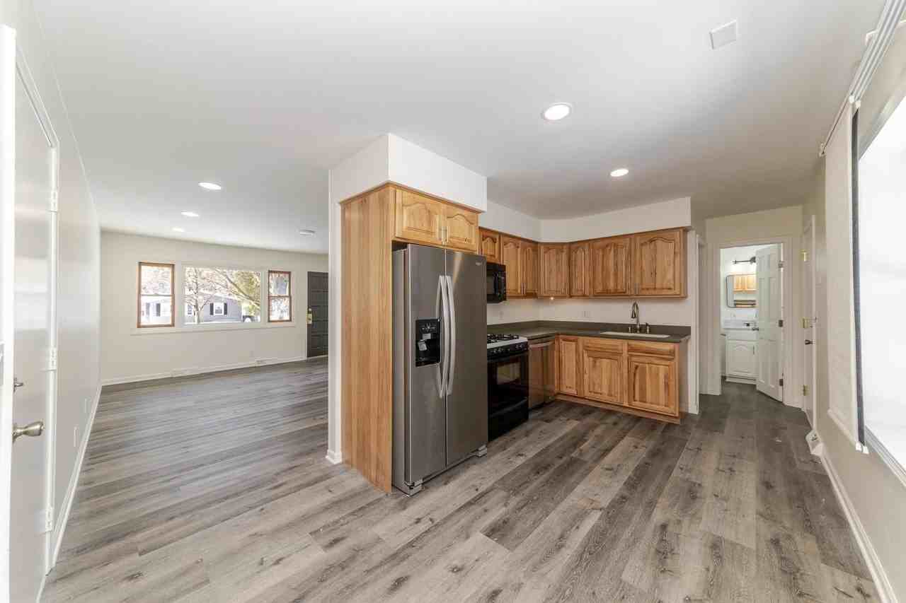 1008 S 10th Ave - Photo 4 of 15