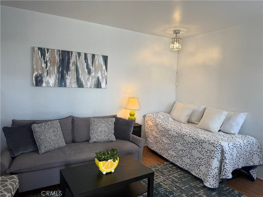 504 Marigold 1/2 - Photo 3 of 17