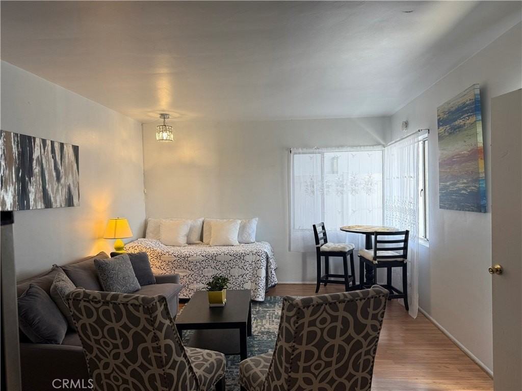 504 Marigold 1/2 - Photo 4 of 17