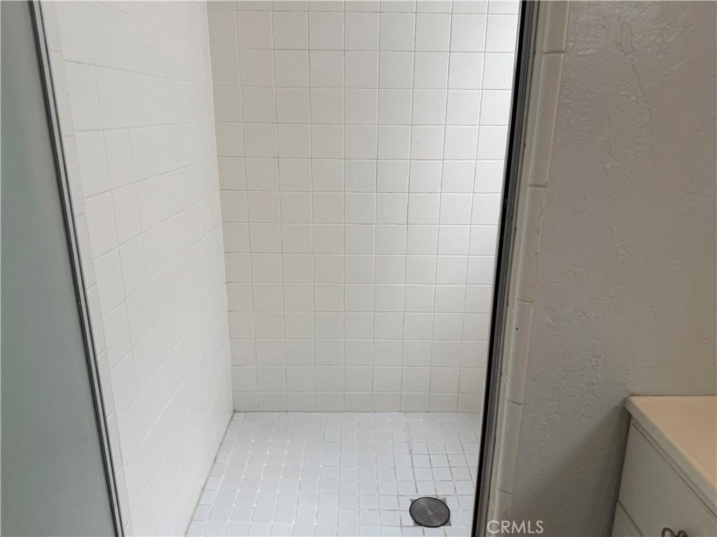 504 Marigold 1/2 - Photo 7 of 17