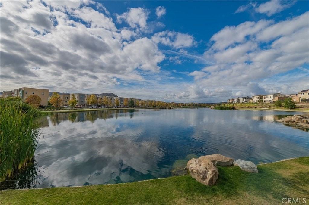 2261 Horseback Rd - Photo 2 of 20