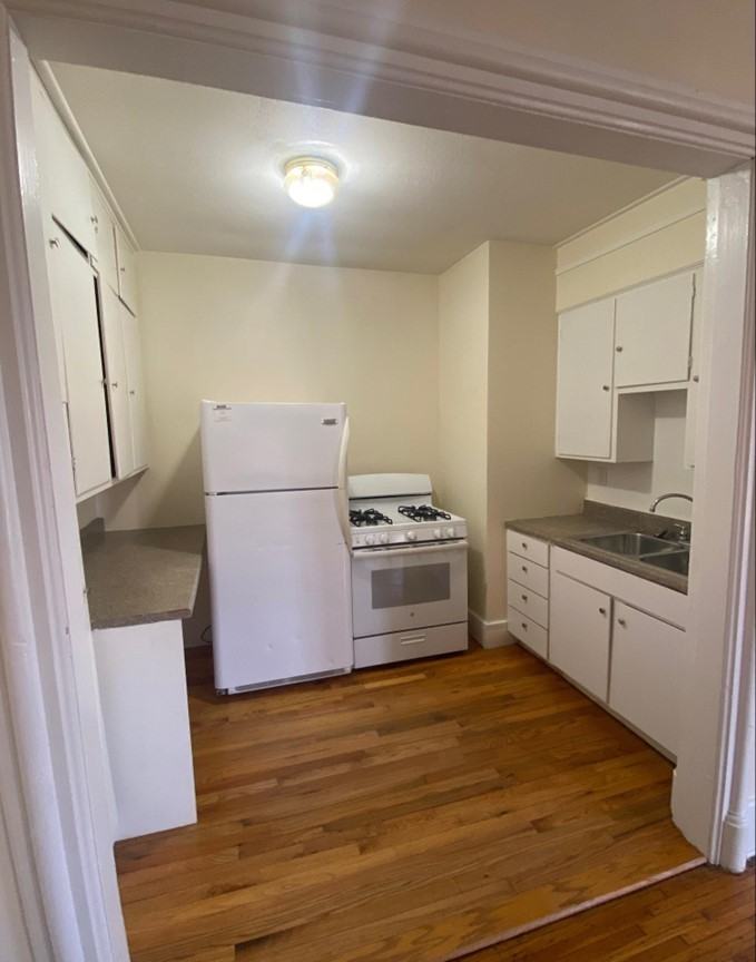 328 Main St #328A - Photo 7 of 13