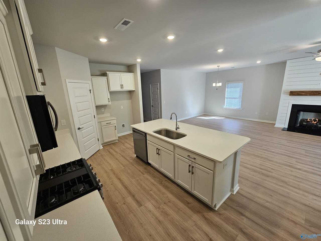 6007 Margie Collins Dr - Photo 3 of 21