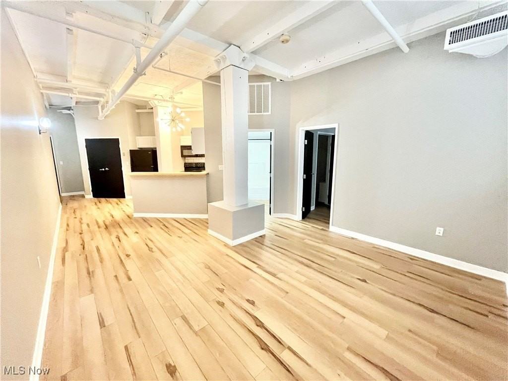 1133 W 9th St Apt 117 #117 - Photo 4 of 11