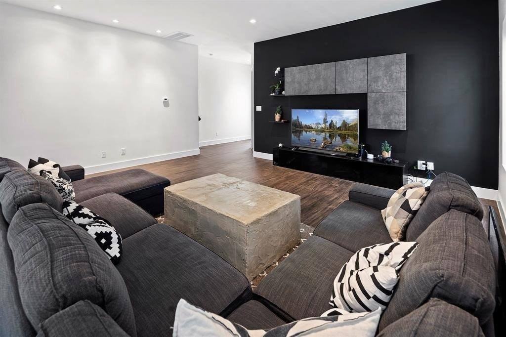 5511 Paraiso Pl - Photo 6 of 29