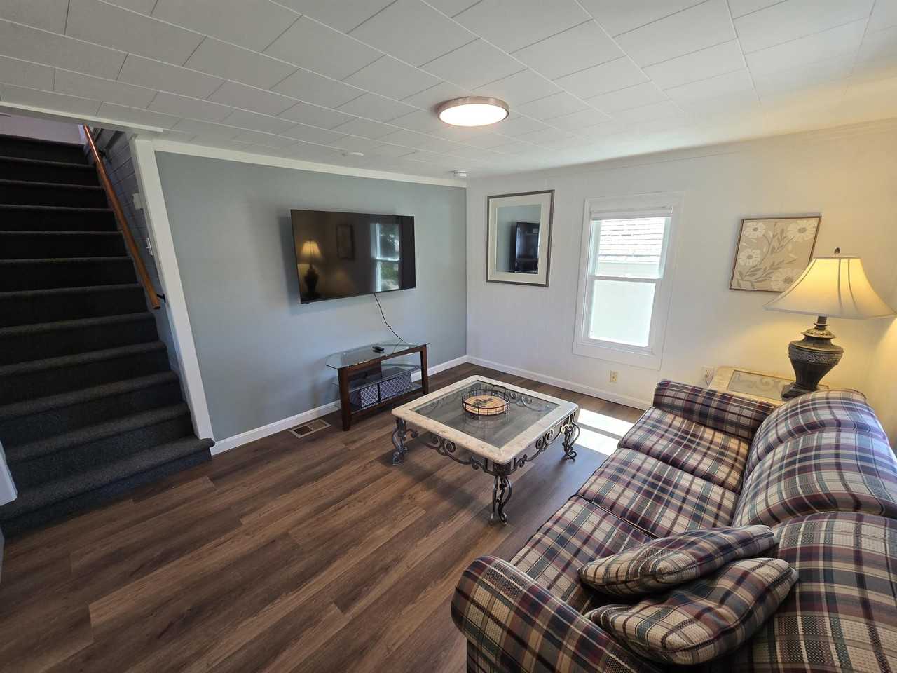 117B West St - Photo 2 of 18