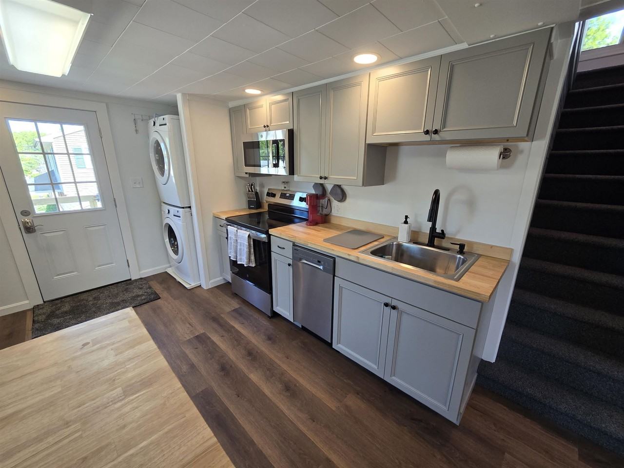 117B West St - Photo 4 of 18