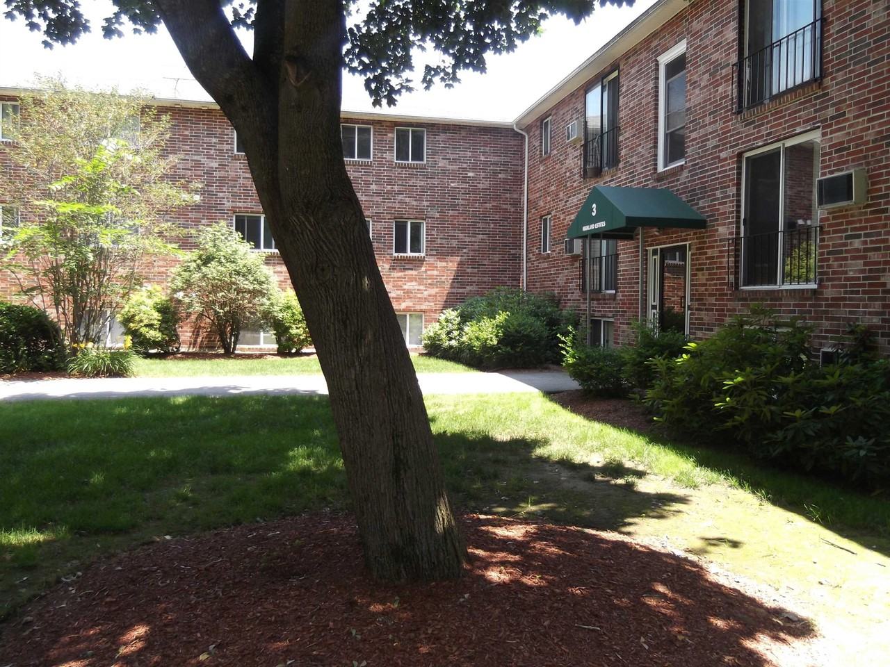 93 West St #15 - Photo 7 of 40