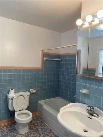 1464 N White St - Photo 4 of 20