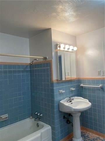 1464 N White St - Photo 5 of 20