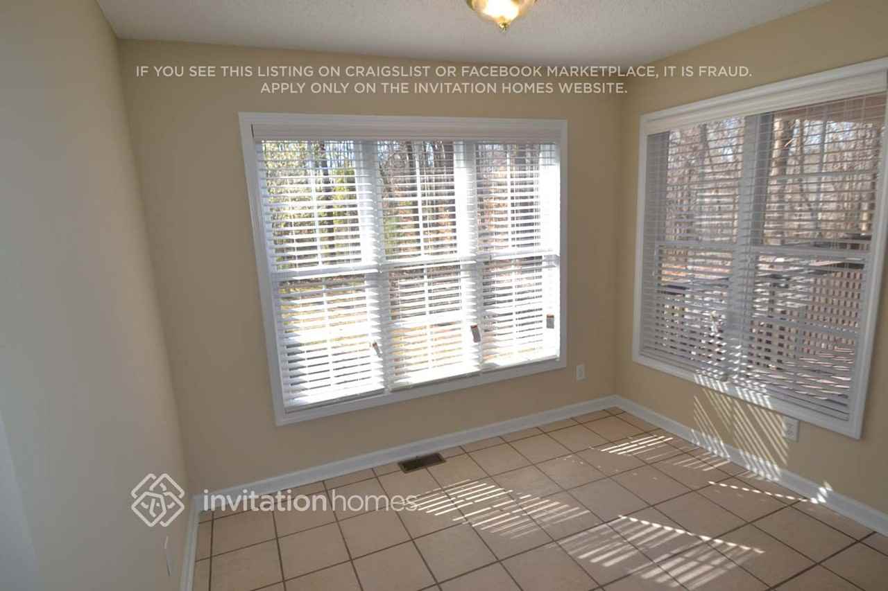 4755 Liberty Rd - Photo 4 of 12