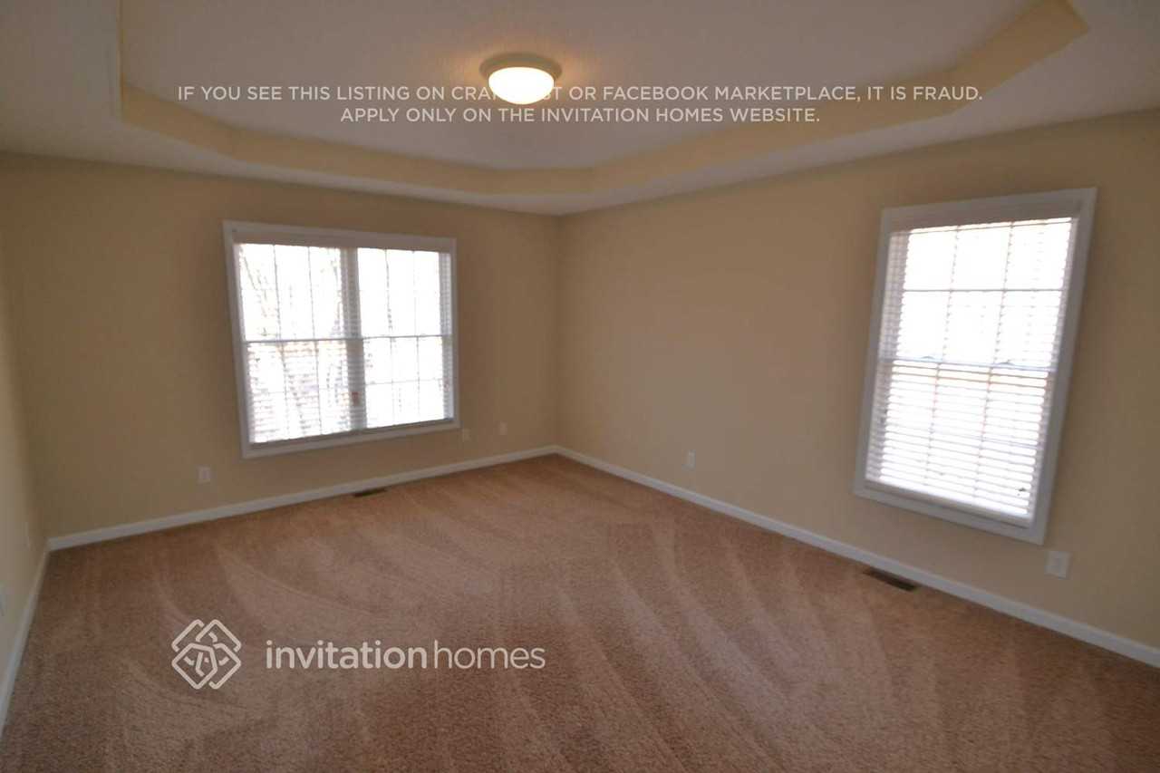 4755 Liberty Rd - Photo 5 of 12