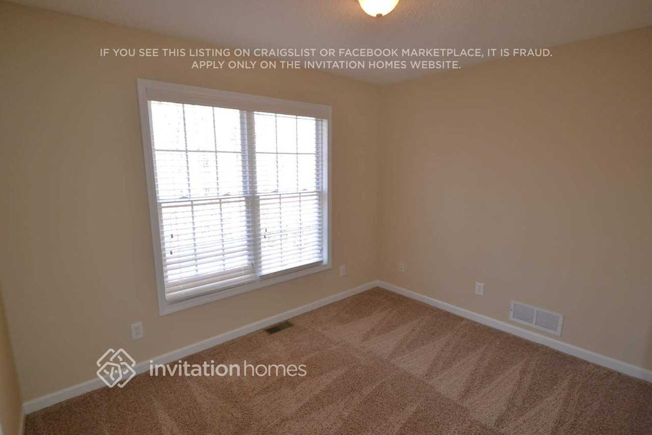 4755 Liberty Rd - Photo 6 of 12