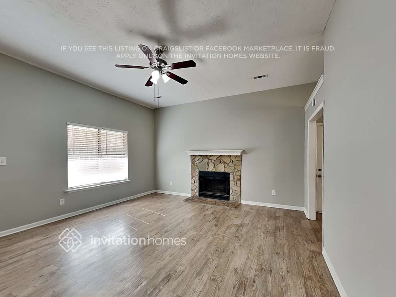 60 Melton Way - Photo 4 of 18