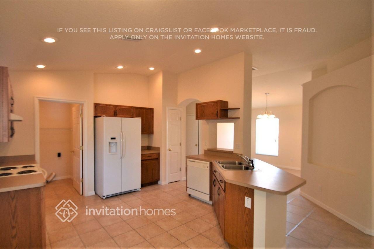 11202 Summer Star Dr - Photo 4 of 11