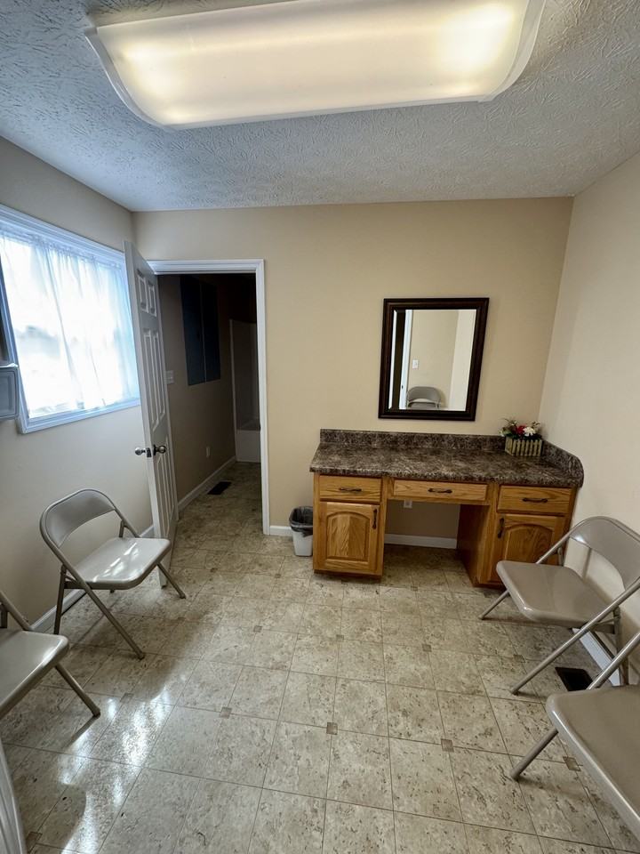 16100 Poplar Creek Rd #1 - Photo 6 of 9