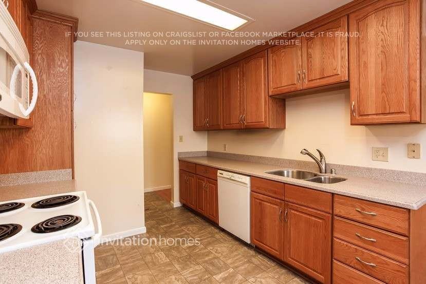 1528 Vervais Ave - Photo 5 of 22