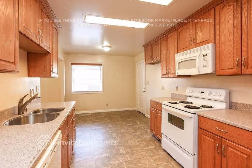 1528 Vervais Ave - Photo 7 of 22