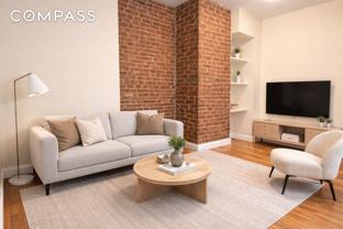 357 E 58th St #2W - Photo 1 of 1