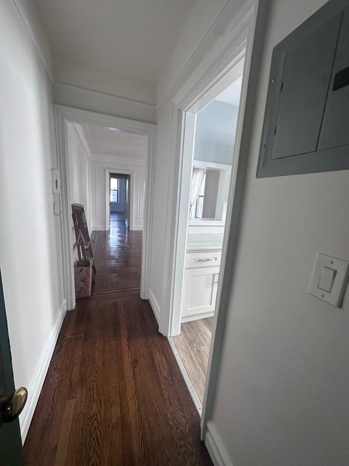 323 Marine Ave #3A - Photo 6 of 14