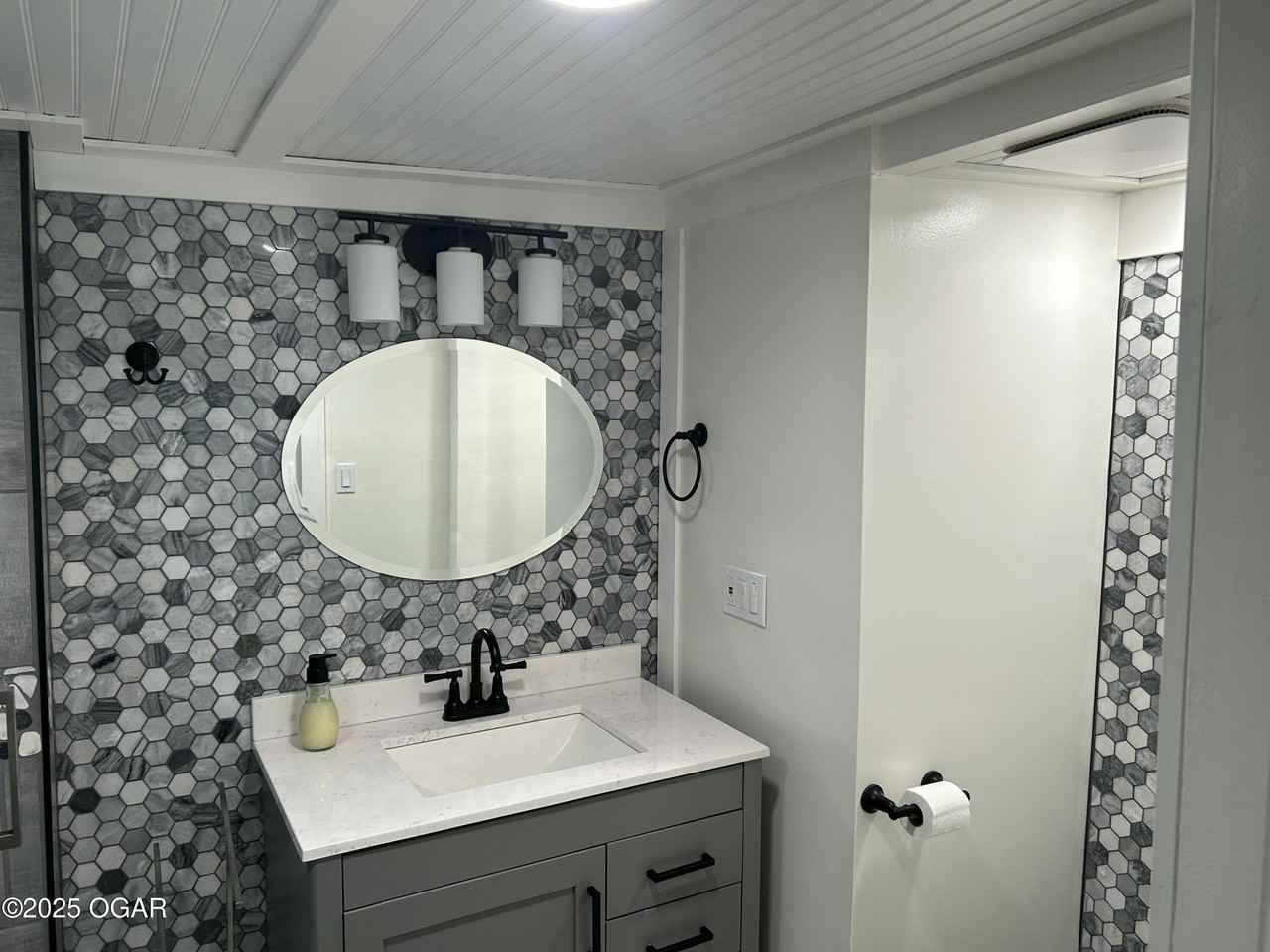 816 S Florida Ave - Photo 2 of 8