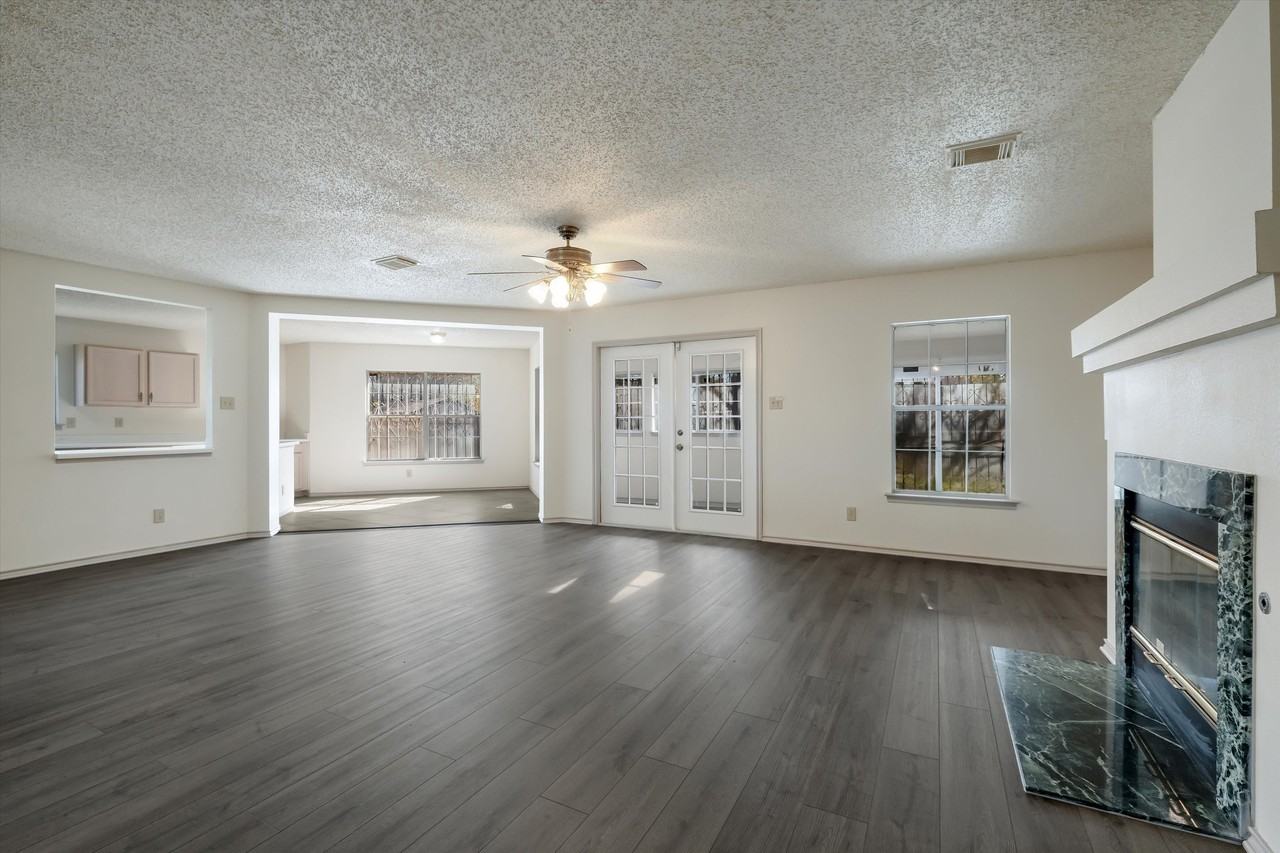 7492 Timbercreek Dr #1 - Photo 2 of 10