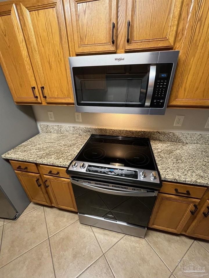 319 Mirabelle Dr - Photo 5 of 17