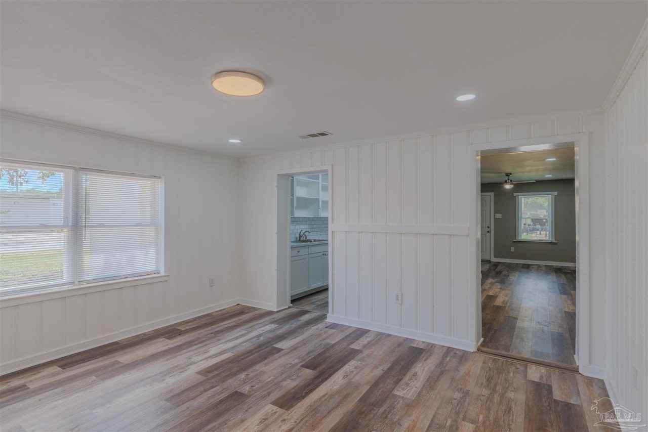 1223 Wisteria Ave - Photo 7 of 23