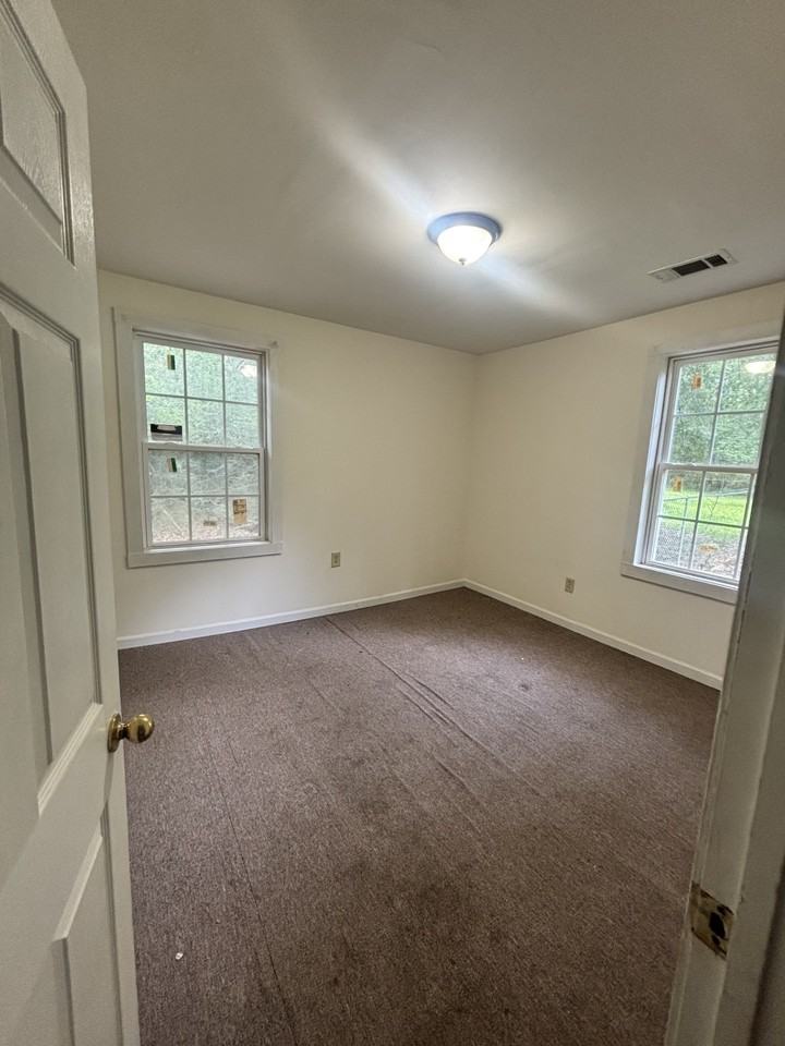 135 First St #1 - Photo 6 of 10