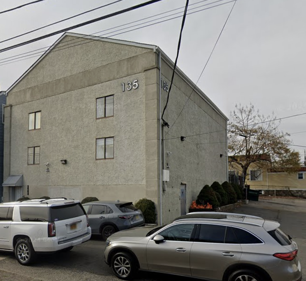 135 Main St #202 - Photo 2 of 2