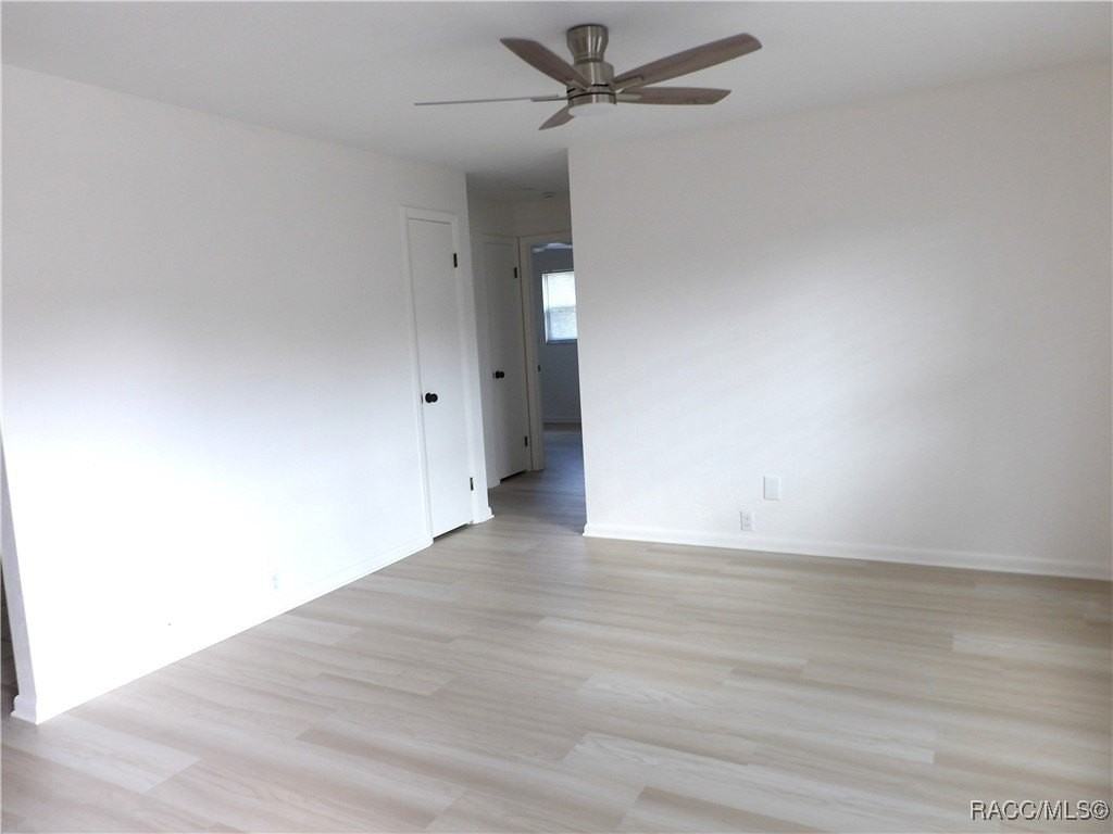 1 Pennsylvania St - Photo 3 of 13