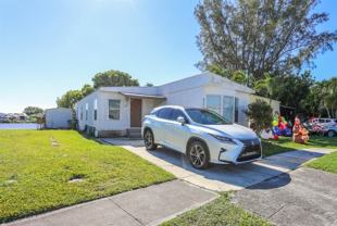 21726 N Heritage Cir - Photo 1 of 1