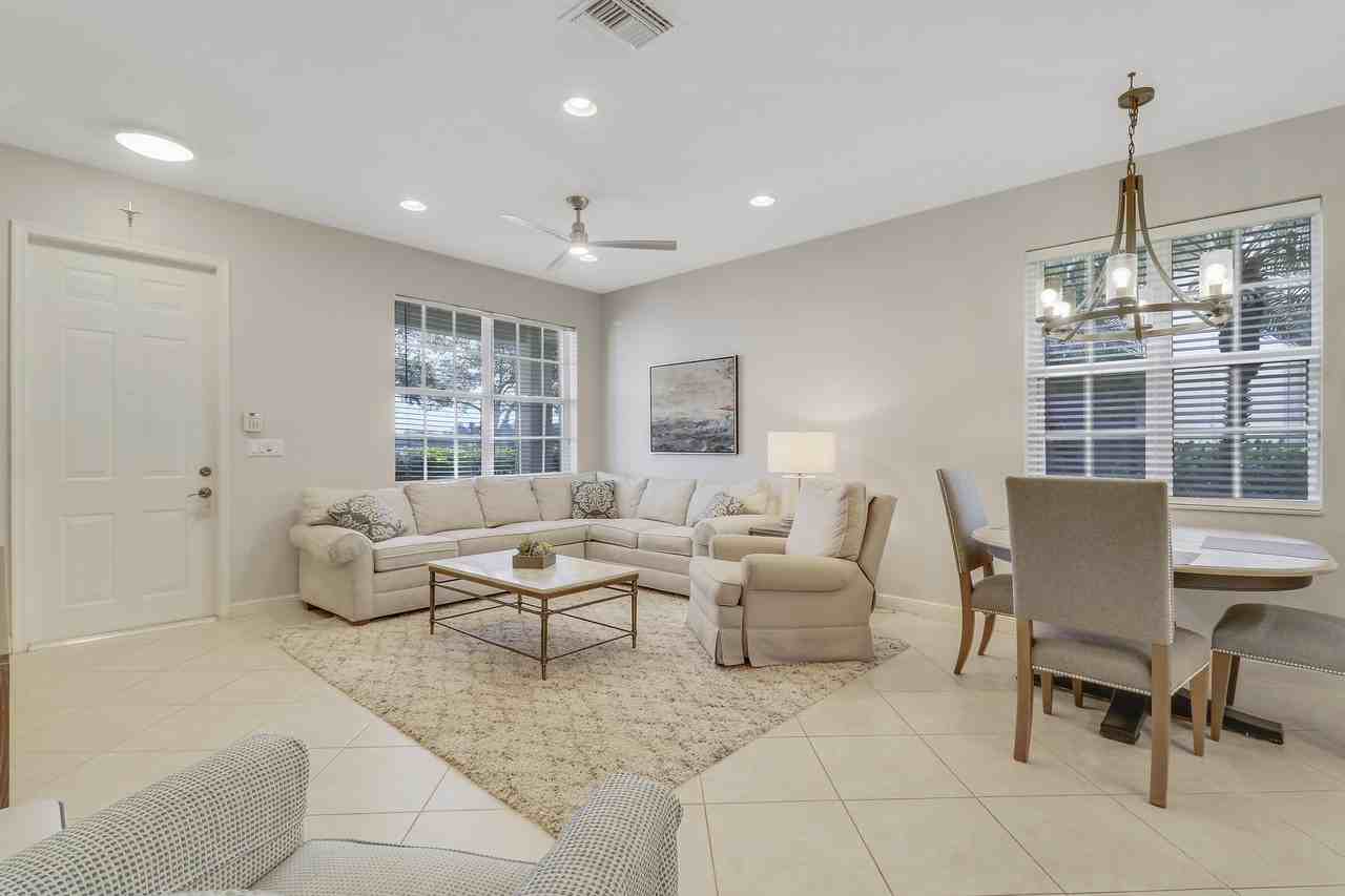 231 Evergrene Pkwy #22C - Photo 4 of 26