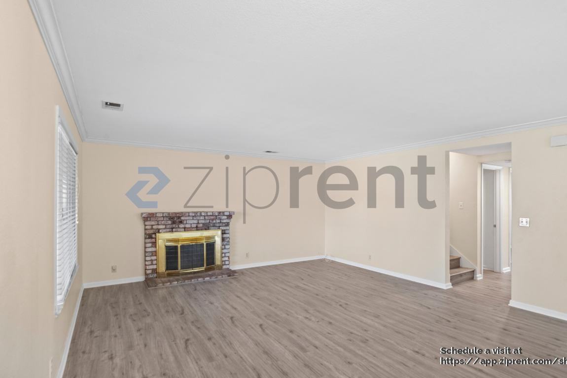 8370 Parish Way - Photo 7 of 36