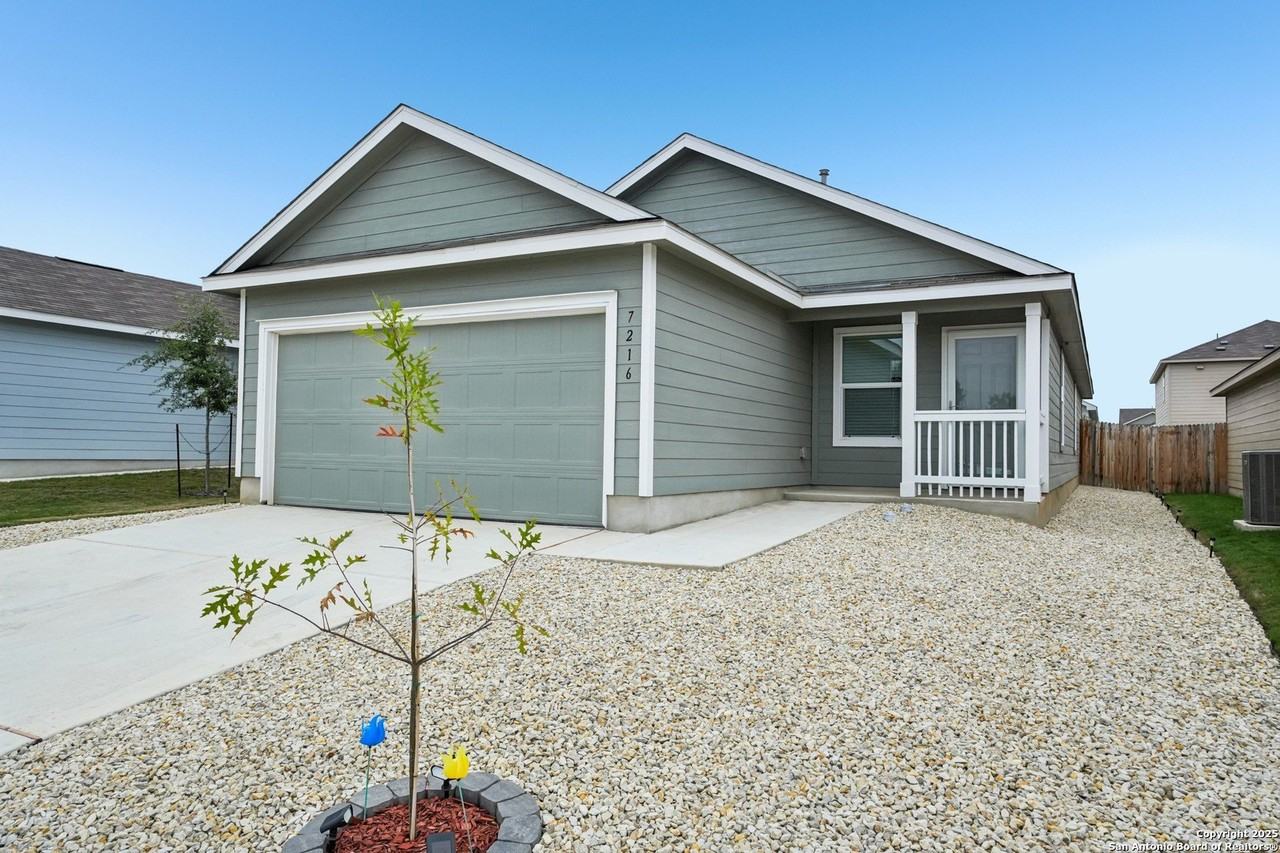 7216 Pasture Run - Photo 3 of 25