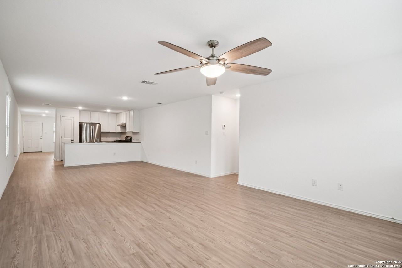 7216 Pasture Run - Photo 6 of 25