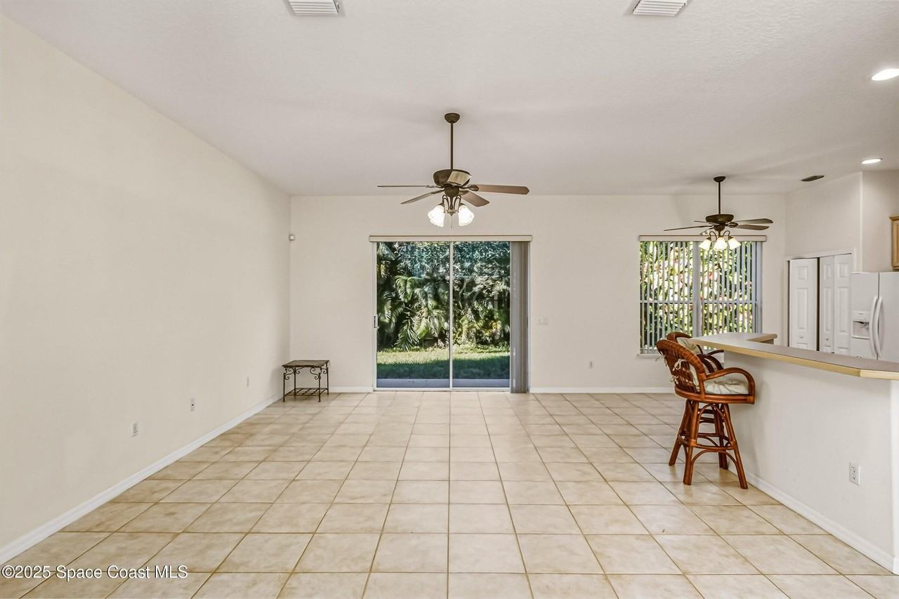 216 3rd Ave - Photo 7 of 37