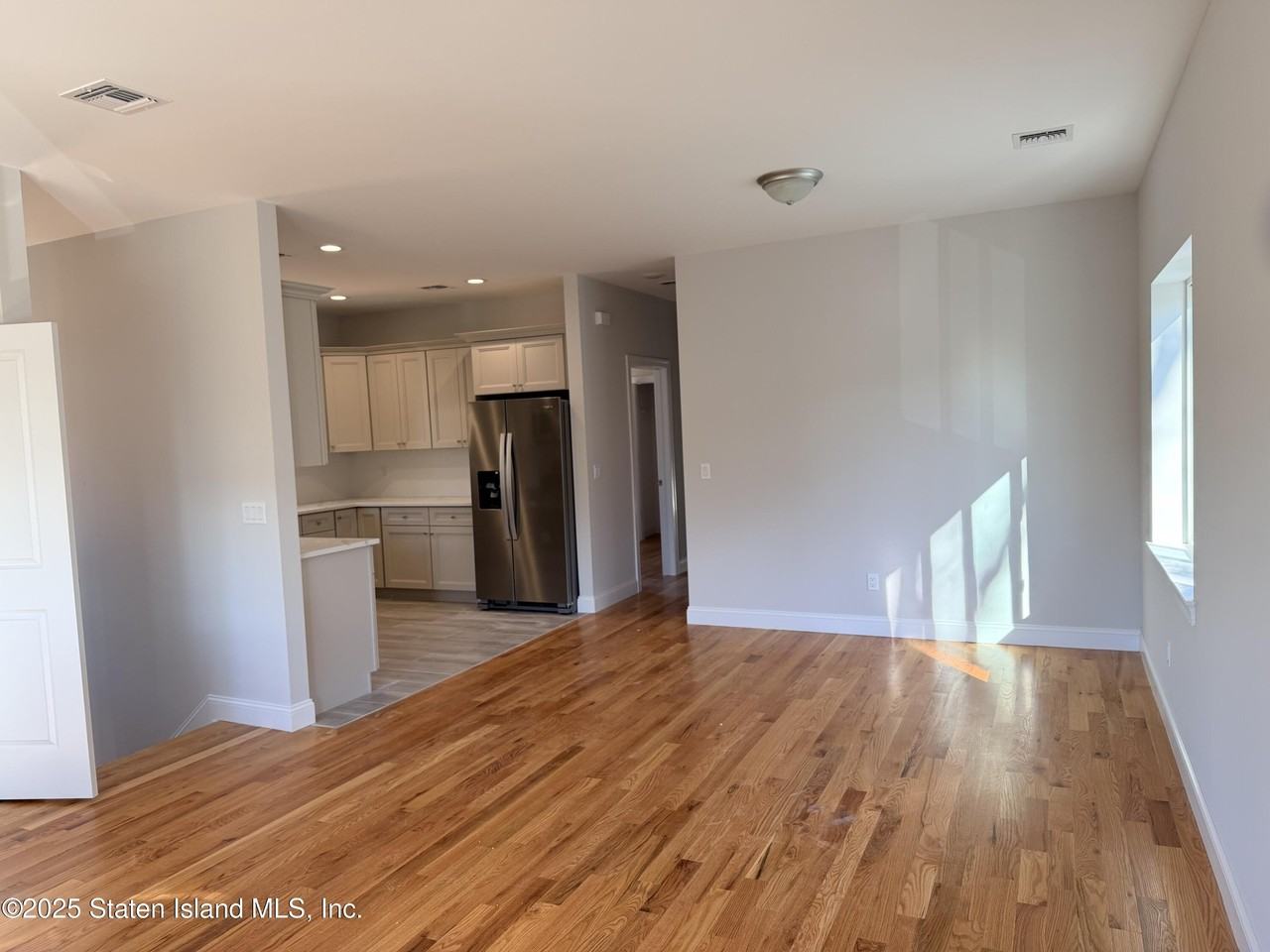 71 Prescott Ave #2 - Photo 5 of 8