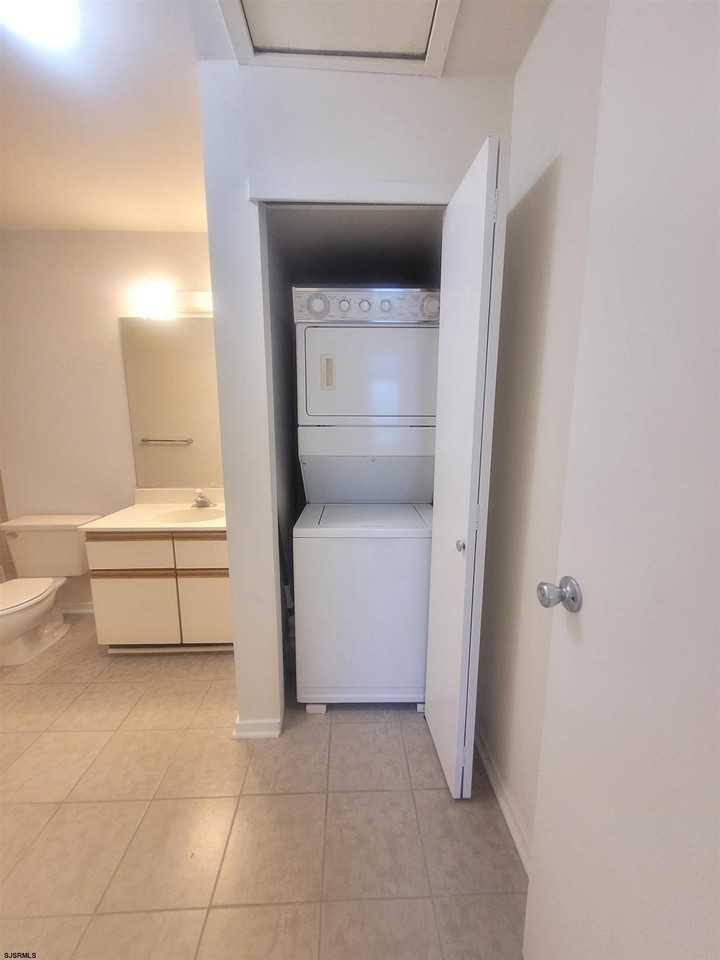 137 Heather Croft - Photo 3 of 10