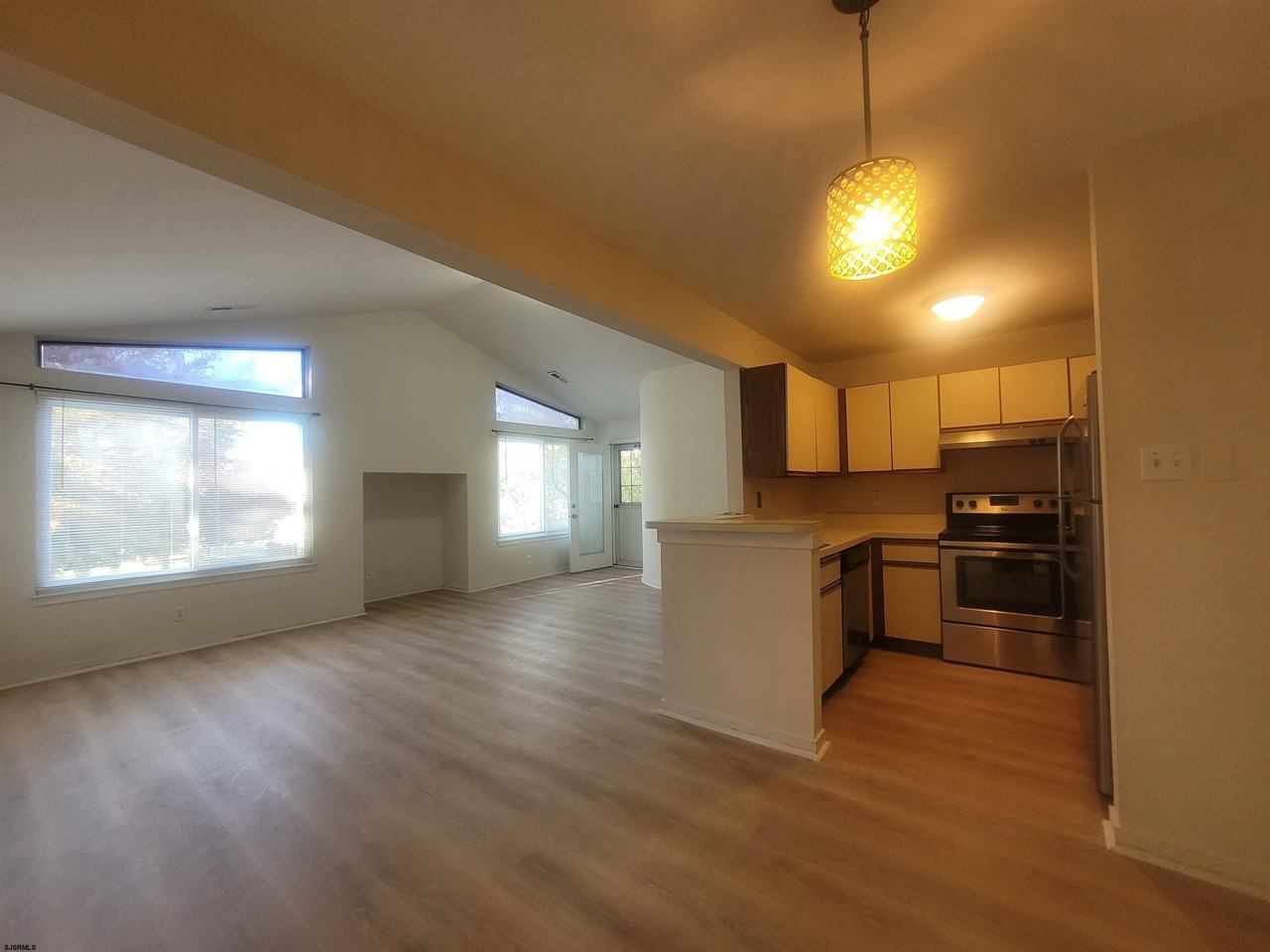 137 Heather Croft - Photo 6 of 10